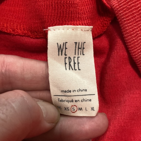 WE THE FREE Unique Sweater - Picture 4 of 4